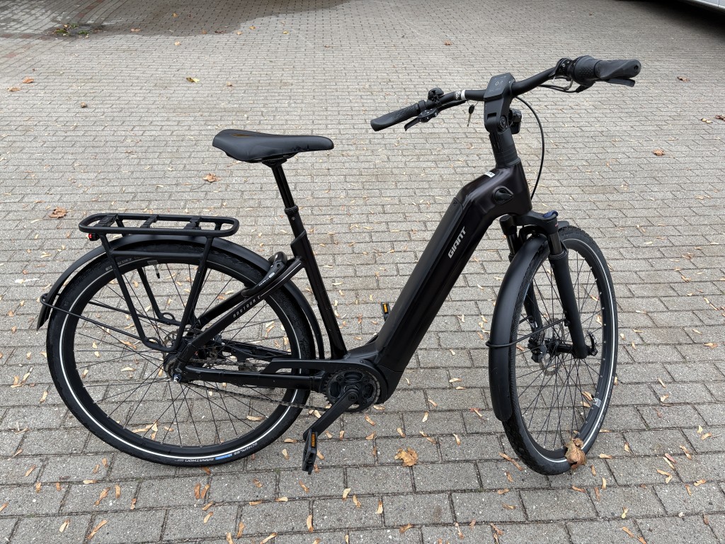 E-City - GIANT AnyTour E+ 4 RT - LDS - 625Wh - Größe M - 3501 km - 1 Jahr Garantie - inkl. Lieferung – G4KA00765 – Bild 2