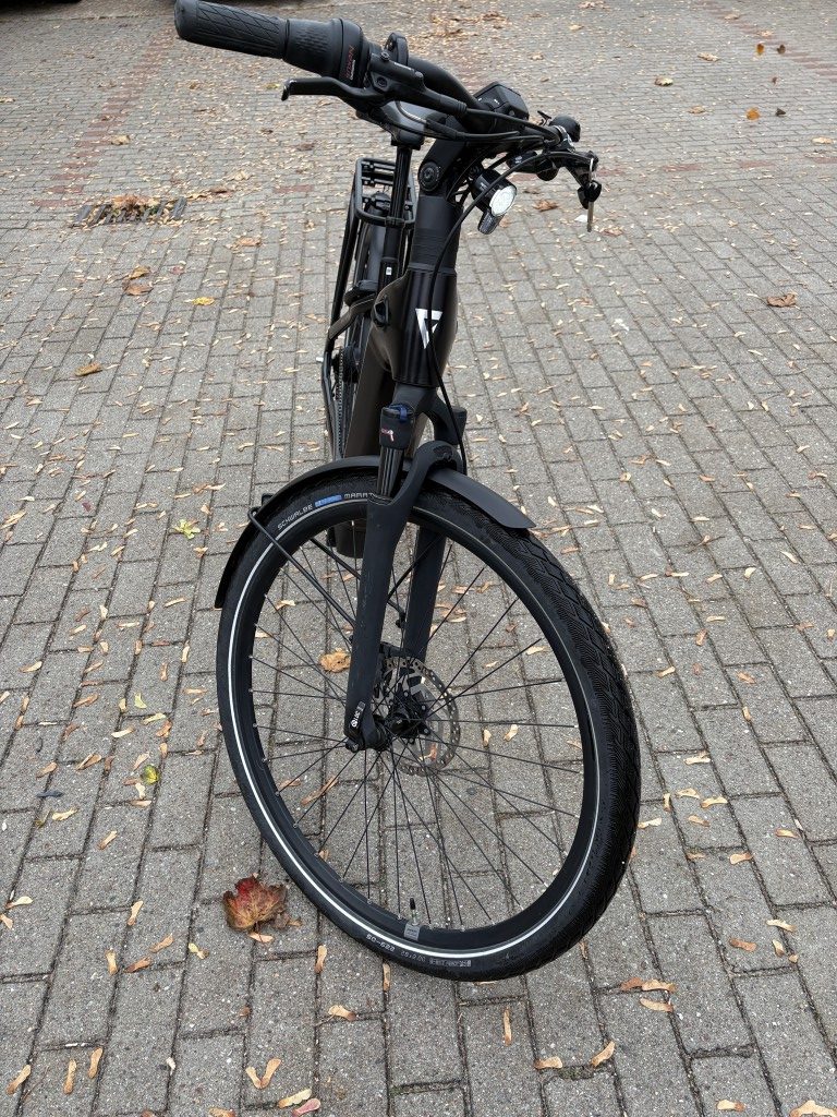 E-City - GIANT AnyTour E+ 4 RT - LDS - 625Wh - Größe M - 3501 km - 1 Jahr Garantie - inkl. Lieferung – G4KA00765 – Bild 3